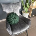 Knoten-Kissen aus Wolle