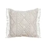Häkeltuch im Boho-Stil mit geometrischen Mustern